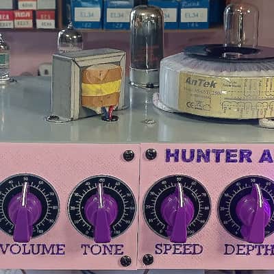 Hunter Amplifiers - The Keno Queenie - 5-watts Class A Handwired Tube Amp Head - Pink image 8