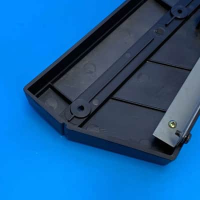 KORG LP-10 Vintage Electronic Piano Part: Black Plastic End Cap Panel [LEFT] Bild 3