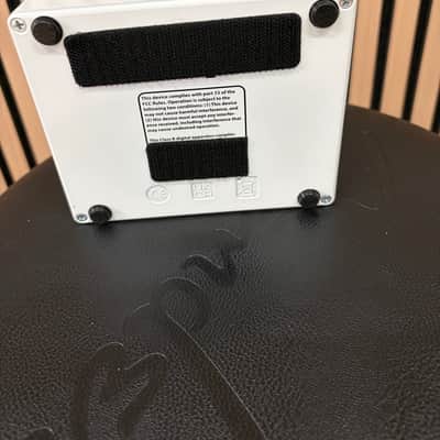 Electro-Harmonix POG2 Polyphonic Octave Generator 2009 - Present - Red / White image 2