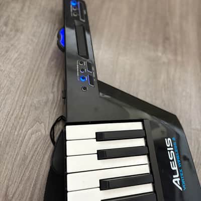 Alesis Vortex 2 Wireless Keytar USB/MIDI Controller 2010s - Black image 6