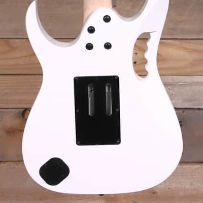 Ibanez Steve Vai Signature JEMJR Electric Guitar White image 3
