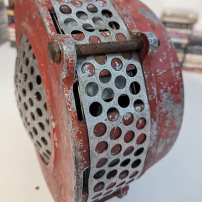 Vintage Mechanical Hand-Crank Air Raid Siren – 1960s Industrial Sound Effect / Prop – WWII Style image 3