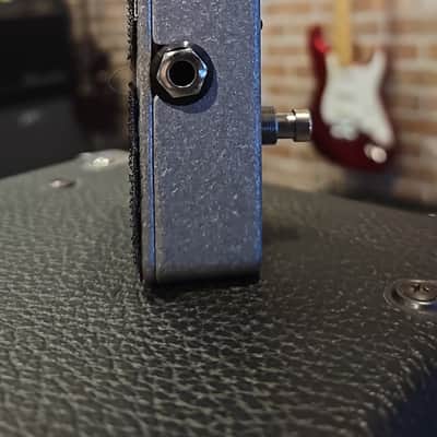 Electro-Harmonix LPB-1 Nano Linear Power Booster Preamp 2006 - Present - Black / Yellow / Gray image 3