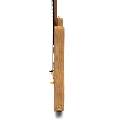 Jamstik Deluxe MIDI Guitar -Natural Wood - White Pick Guard  - Hard Shell Case - B-Stock image 7