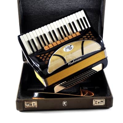 Hohner Amica III 96 Bass mint used | Reverb Ireland