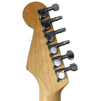 Fender Japan Stratocaster 1997-2000 - Sunburst image 11