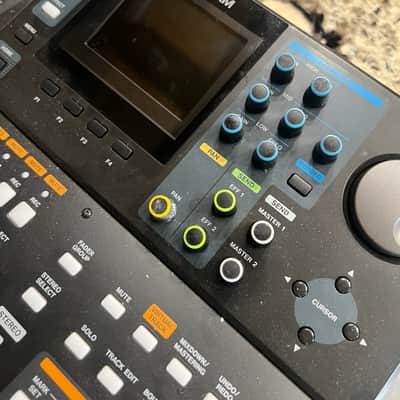 TASCAM DP-32SD 32-track Digital Portastudio 2014 - Present - Black image 3