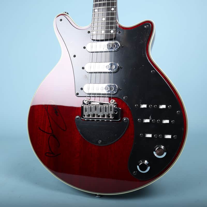 Queen *SIGNED* Guitar Brian May Autographed Guitar BMG Special image 1
