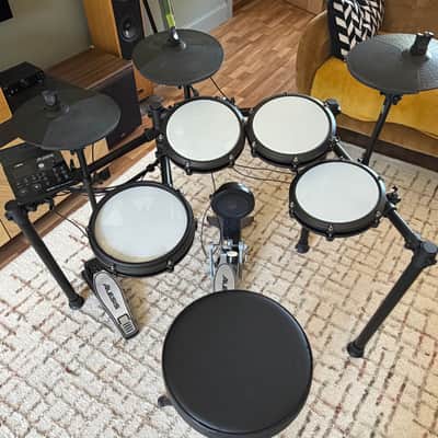 Alesis Nitro Max Kit Electronic Drum Set 2023 - Present - Black image 3