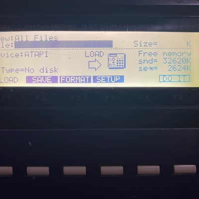 Akai MPC2000XL MCD MIDI Production Center image 2