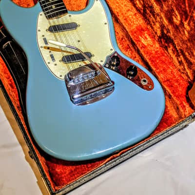 Fender Mustang (1964 - 1969) | Reverb