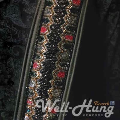 Well-Hung "Showstoppah!" 3-1/4" wide padded leather and beaded Class Act Guitar Strap image 5