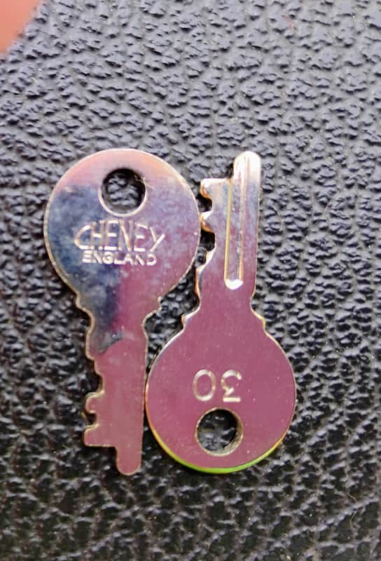 Fender Pair of Vintage 1970's Cheney #30 Fender Guitar/Bass Case Keys Rare Case Candy 1960's image 1