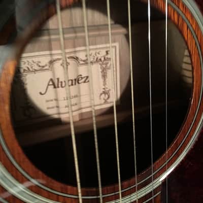 Alvarez AD60K Koa Brown this is DOA wood laminate top image 4