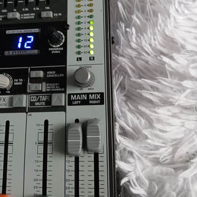 Behringer Xenyx QX1222FX mid-90s - black image 3