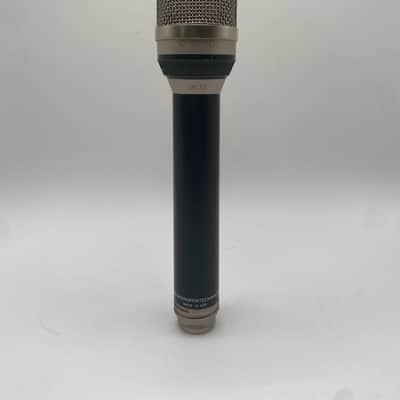 Microtech Gefell UM 70 MV 692 - XLR - 48V 1970S image 8