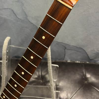 Fender Classic Series 60s Lacquer Stratocaster Loaded Neck with Pau Ferro Fingerboard image 3