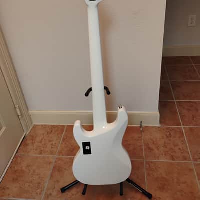 Jackson X Series Concert Bass CBXNT DX V 2022 - Present - Snow White image 4