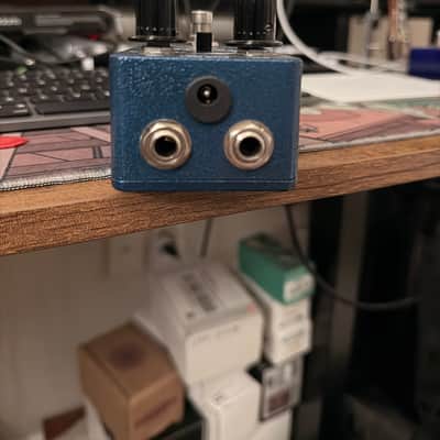 Chase Tone Fuzz Fella BC108C 2019 - Present - Double Blue Hammer image 2