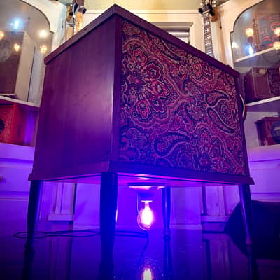 Rotary Connection 1x12 light up loaded guitar speaker cab on legs! Vintage 8 ohm speaker. Semi open. Quality hardwoods. Vintage MCM style. Paisley grill cloth. Heavy duty Switchcraft jack. 2026 - Wood image 8