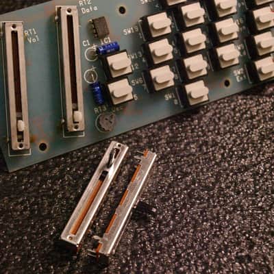 🎚️ E-MU Systems EMAX I / II  Data / Volume Slider Upgrade / Replacement Kit by https://Synthesizer.repair