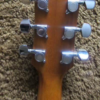 Alvarez 5072 Acoustic Artist Jumbo Natural Guitar with Gig Bag image 9