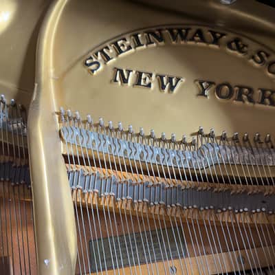 Steinway & Sons Model L 1974 - Ebony Satin image 5