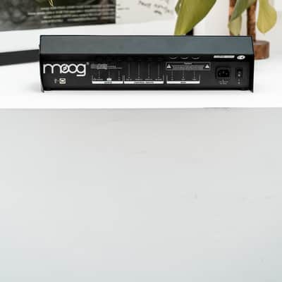 Moog Slim Phatty 2010s - Black image 11