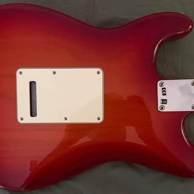 Fender Standard Stratocaster HSS Plus Top with Maple Fretboard 2013 - 2017 - Cherry Burst w/ Gig Bag image 8