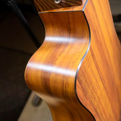 Martin DCPA5K Cutaway Acoustic Electric Guitar Solid Top Koa HPL 2012 Fishman image 11