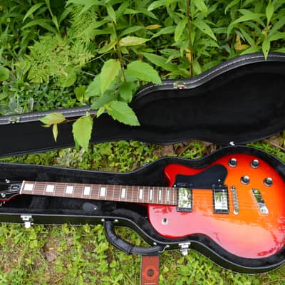 2000's DeArmond M65-C Guitar in a Cherry Sunburst finish, w/New Black Dunlop Straploks & New Black Garry Hardshell Case ~ Mint ! image 10
