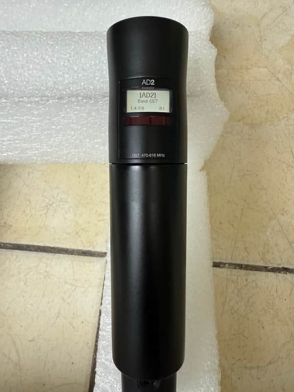 Shure AD2 Handheld Transmitter (G57: 470–616 MHz), worldwide shipping image 1