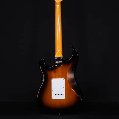 Squier Classic Vibe '50s Stratocaster, Maple FB, 2-Color Sunburst image 7