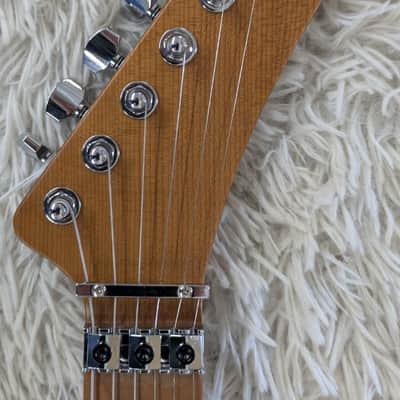EVH 5150® Series Deluxe QM Series Electric Guitar , Baked Maple, Pacific Drift image 5
