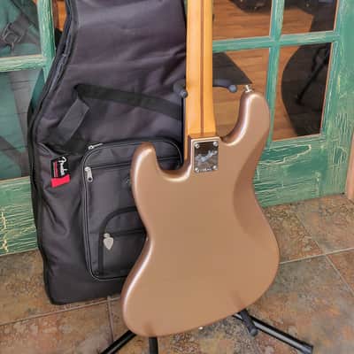 2025 Fender American Professional Classic Jazz Bass in Firemist Gold wDeluxe Bag image 14