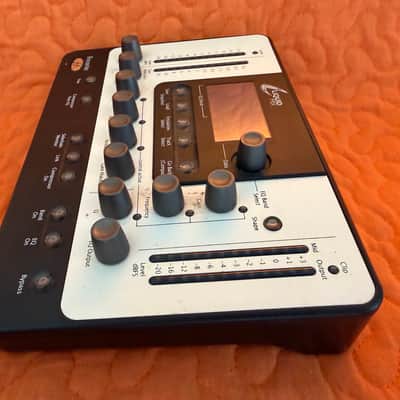 Focusrite Liquid Mix 32 & Presonus Firebox, plus CDs, DVD and manual image 3