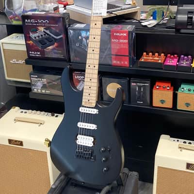 Lyman LS-400 Maple Fingerboard Matte Black Floor Model (IM05092204) image 3