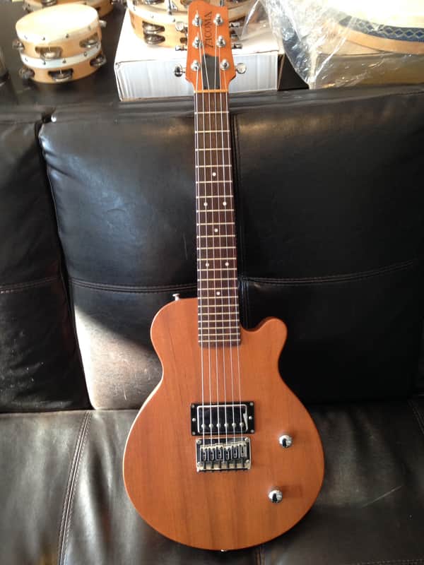 TACOMA Papoose SP-1 ミニエレキギター Made in USA Tacoma Papoose SP1 – Empire Guitars