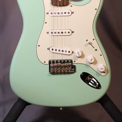 Fender MIJ Traditional II '60s Stratocaster 2025- Surf Green image 3