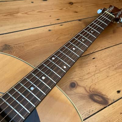 Epiphone AJ-15 NA Acoustic Guitar Advanced Jumbo Round Shouldered image 4