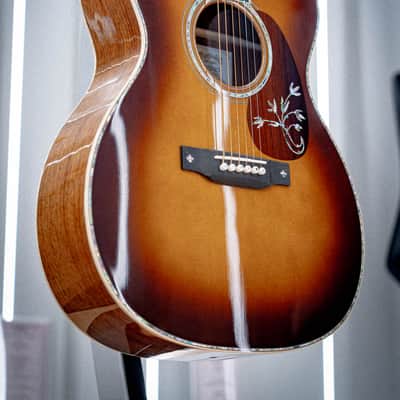 Martin CEO-10 Limited Edition 000-42 Guatemalan Rosewood and European Spruce Ambertone image 15