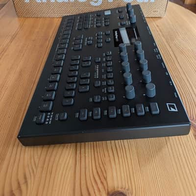 Elektron Analog Four MKII 4-Voice Tabletop Analog Synthesizer 2020 - Present - Black image 4