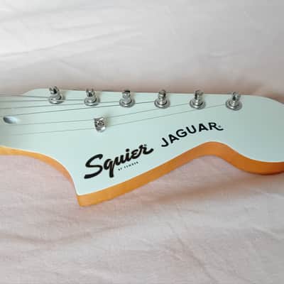 Squier Jaguar FSR Classic Vibe 60's OWT MH image 8