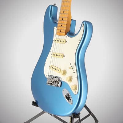 Fender Certified Pre-Owned American Vintage II 1973 Stratocaster, Maple Fingerboard, Lake Placid Blue (M12) (14917) image 3