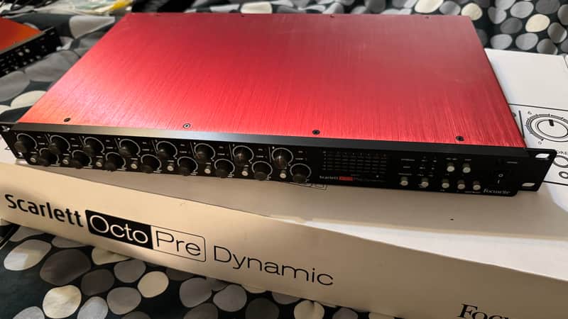 Focusrite Scarlett OctoPre Dynamic 2017 - Present - Black image 1