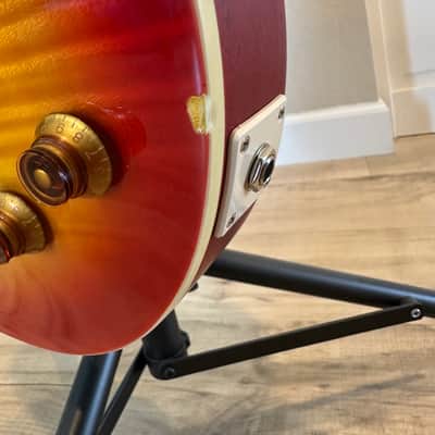 Epiphone Les Paul Traditional PRO-III Plus Limited Edition 2018 - Heritage Cherry Sunburst image 8