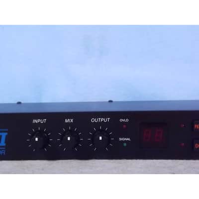 Alesis Midiverb II 16-Bit Digital Effects image 3