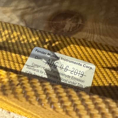 Fender '57 Custom Champ 2-Channel 5-Watt 1x8" Guitar Combo 2016 - Present - Lacquered Tweed image 9