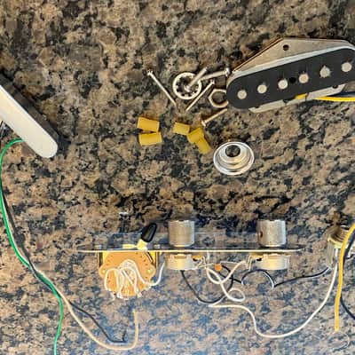 Fender Chrissie Hynde Signature Telecaster Pickups and Electronics 2021 image 1