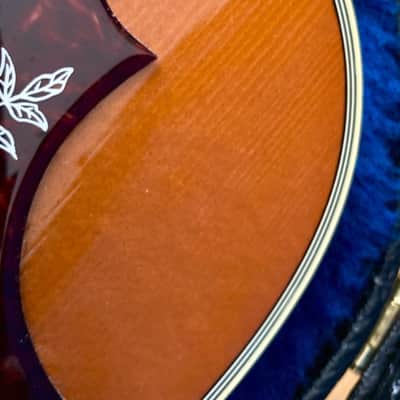2010 Gibson Custom Shop Hummingbird 12-String Honeyburst image 16